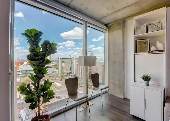 Boulevard Highrise Stu Sky Pool Gym 40 Apartment Phoenix