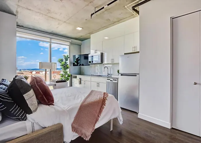 Apartment Boulevard Highrise Stu Sky Pool Gym 40 Phoenix