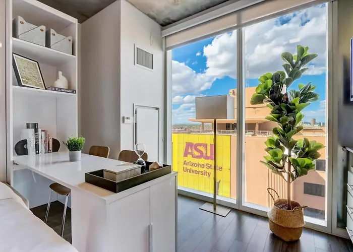 Boulevard Highrise Stu Sky Pool Gym 40 Phoenix